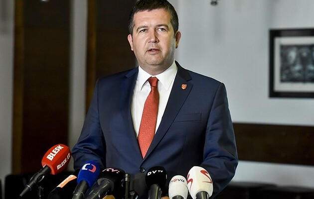 Первый вице-премьер страны Ян Гамачек