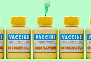 The Economist прогнозирует, к чему приведет введение паспортов вакцинации от коронавируса
