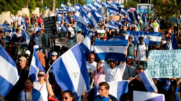 Зеленский ввел в действие решение СНБО о санкциях против Никарагуа