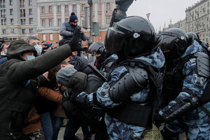 В Москве разогнали митинг за Навального