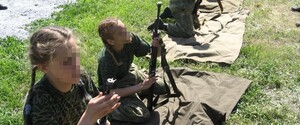 Терористи «ДНР» готують дітей до участі в бойових діях в Донбасі 