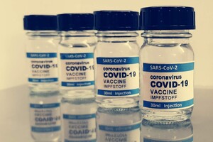 У «британському» штамі COVID-19 знайшли мутацію проти якої вакцини можуть бути менш ефективними — CNN