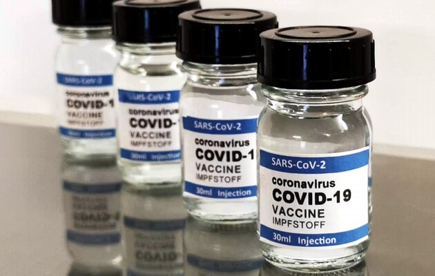 Мутации COVID-19 могут усложнить процесс вакцинации — The Economist