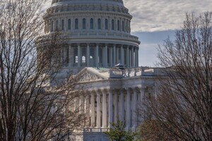 Сенат США затвердив бюджетний план Байдена 