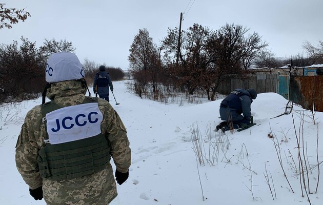 Украинские саперы за сутки обезвредили полторы сотни мин и снарядов в зоне ООС