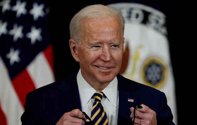 Президент США не намерен отменять санкции, пока Иран занимается обогащением урана