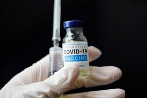 У Великій Британії не вводять паспорт вакцинації від COVID-19