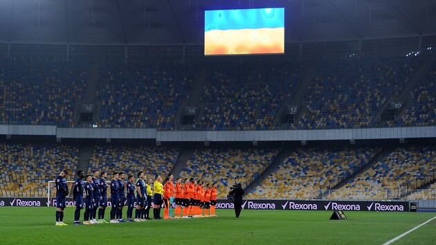 Стало известно, когда украинские болельщики смогут вернуться на футбольные стадионы