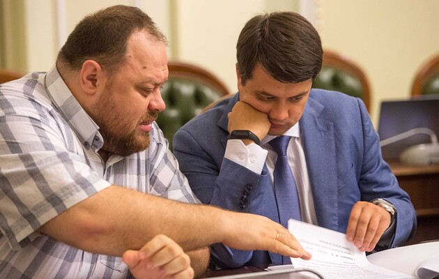  Разумков займає посаду спікера ВРУ з 29 серпня 2019 року