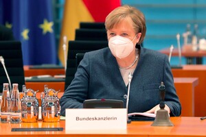 Меркель наполягає на подовженні локдауну до березня 
