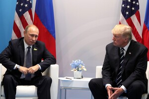 Politico: Байден тепер може ознайомитися з розмовами Путіна з Трампом, які приховували