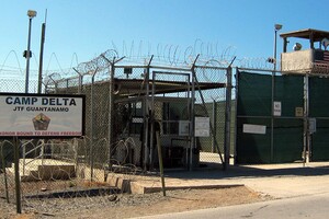 Джо Байден має намір закрити в'язницю на військовій базі в Гуантанамо на Кубі 