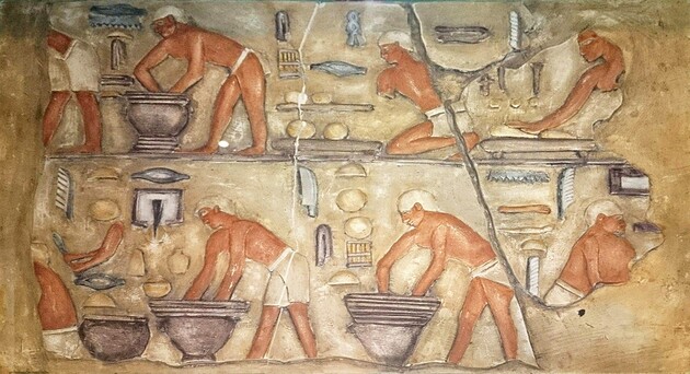 Ученые нашли в Египте самую древнюю пивоварню в мире