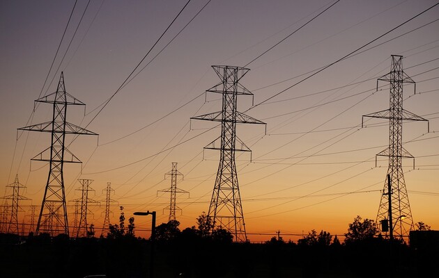 У Коломойського і Ахметова заявили, що імпорт знижує ціну електроенергії. Вимагають заборонити