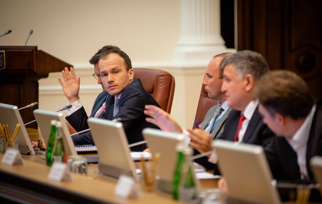 Законопроект про звільнення Ситника: голова Мін'юсту Малюська виконав прохання Зеленського - ZN.UA 