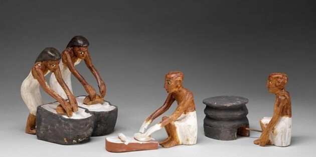 Археологи відтворили рецепт хліба стародавніх єгиптян