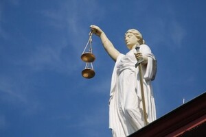 Зеленский назвал проблемы существующей судебной системы