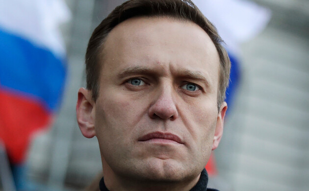 Відомо, хто потрапить під санкції через Навального - Bloomberg 