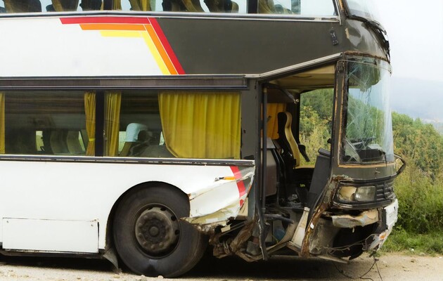 Трое украинцев пострадали в ДТП с автобусом в Египте