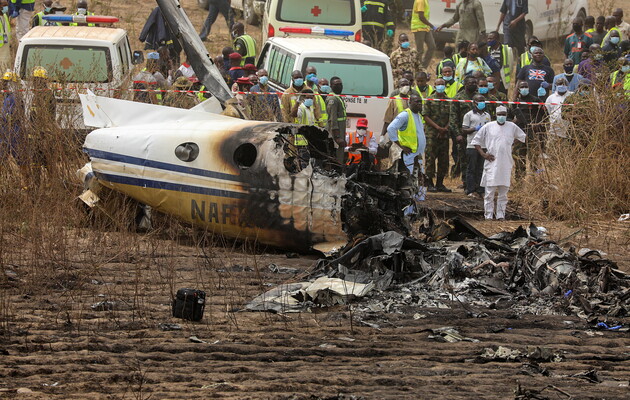 У Нігерії розбився військовий літак: семеро загиблих 
