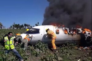 В Мексике сгорел военный самолет: погибли шесть человек