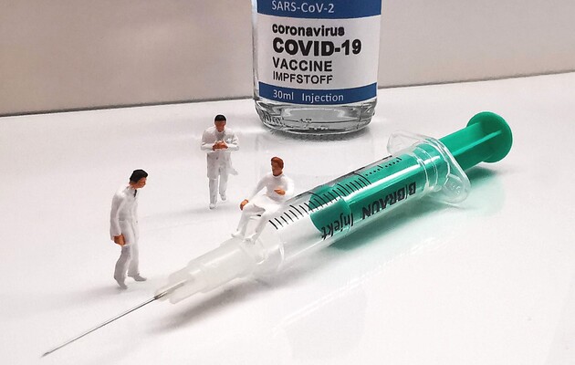 Вакцина від COVID-19 стала джерелом політичної влади — The Washington Post