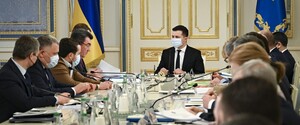 Секретар РНБО доповів Зеленському про загрози у фінансовій і енергетичній сферах 