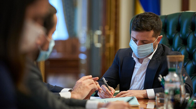 Зеленский вывел Украину соглашения с СНГ о гражданской авиации и совместном воздушном пространстве