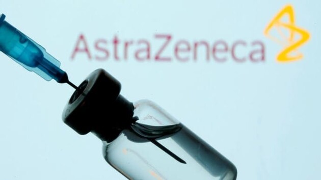 AstraZeneca зможе поставити в Європу вдвічі менше вакцин, ніж передбачено контрактом - Reuters 