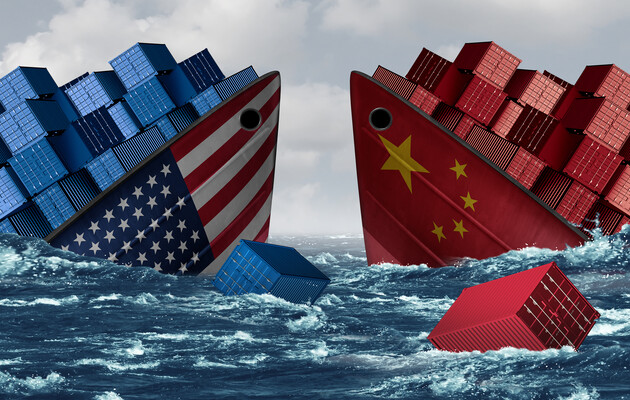 Борьба между Америкой и Китаем отличается от «холодной войны» США и СССР — Bloomberg