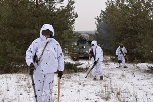 ЗСУ провели навчання з розмінування на Луганщині: фоторепортаж 