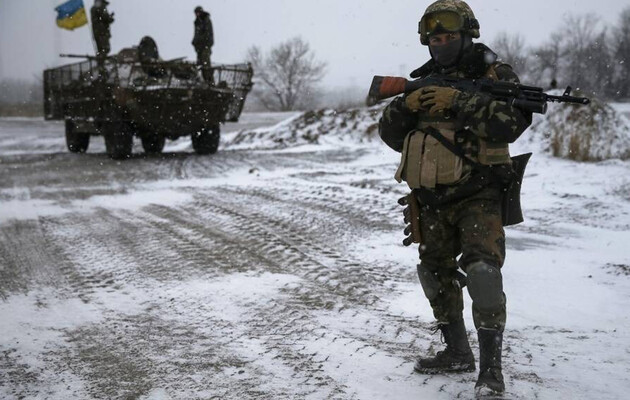 Окупанти в Донбасі застосували заборонену зброю, 11 воїнів отримали поранення і травми 