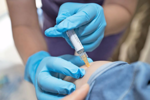 У Польщі вироблятимуть американську вакцину проти коронавірусу