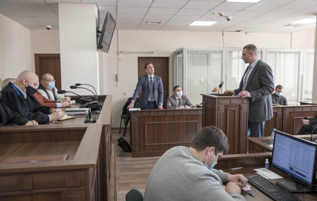 Кличко допросили в суде по расстрелам активистов на Майдане