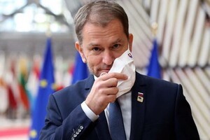 Прем'єр-міністр Словаччини публічно вибачився за свій 
