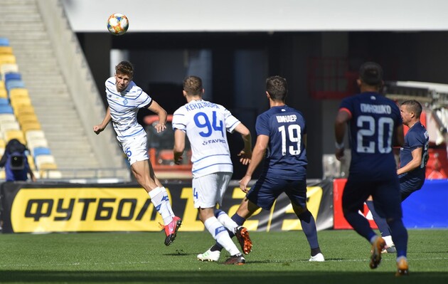 "Динамо" розгромило "Минай"