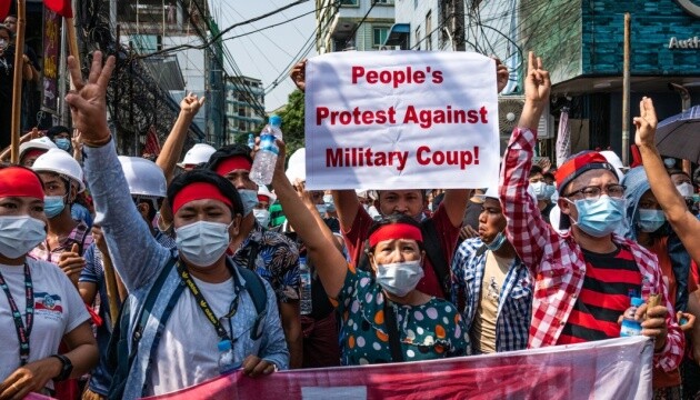 ЄС готує санкції проти військових М'янми - Reuters 