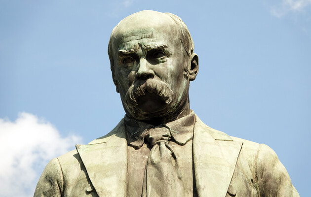 Тарас Шевченко став світовим рекордсменом за кількістю встановлених пам'ятників 