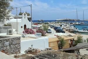 Греция может открыться для туристов к 14 мая. Министр назвал условия для въезда
