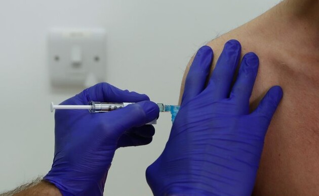 «Нужно финансово мотивировать»: в Раде назвали причины медленного темпа вакцинации в Украине