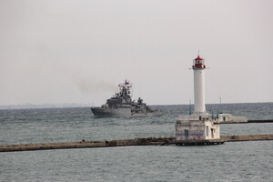 Чотири кораблі НАТО зайшли в Одесу 