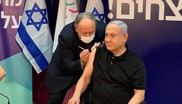 Нетаньяху 30 раз звонил руководству Pfizer, чтобы обеспечить Израиль вакциной