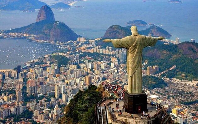 В Рио-де-Жанейро ввели комендантский час