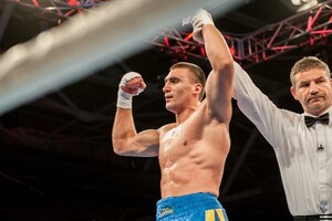 Украинский боксер Выхрист одержал очередную победу в супертяжелом весе