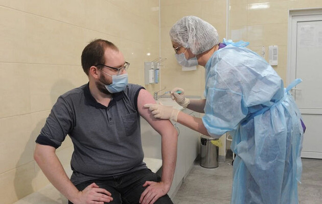 В Киеве второй день подряд вакцинировано ноль человек – аналитик 