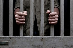 Правоохоронці відкрили справу за незаконний арешт в Криму співробітника 