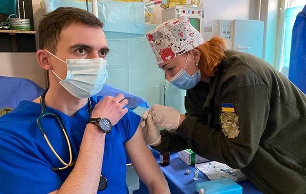 В Україні можуть створити фонд компенсації побічних наслідків від використання вакцин проти коронавірусу 