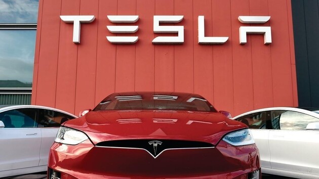 Илон Маск заявил, что закроет Tesla, если ее автомобили будут использоваться для шпионажа