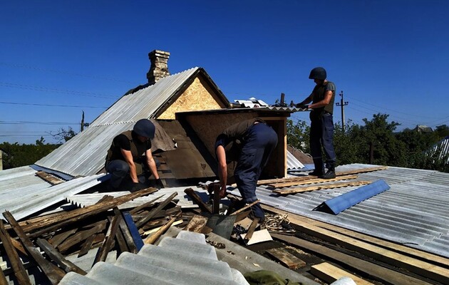 Украинские спасатели отремонтировали 1,5 тысячи домов жителей Донбасса  за время ООС