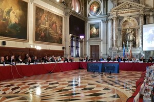 Венецианская комиссия поделилась выводами по двум законопроектам по КСУ